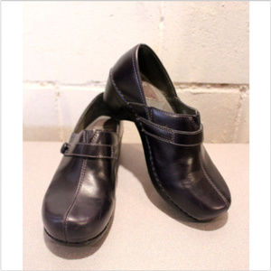 Dansko Navy Blue Leather Mules/Clogs NEW
